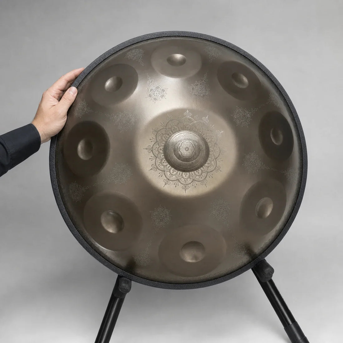 Handpan Celtic D Minor 9-12 Notes - Engraved, Gold or Silver