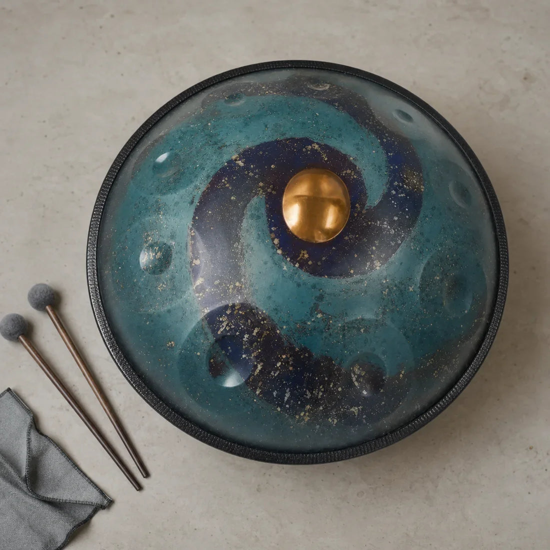 Handpan D Minor 10 Notes - Spiral or Abstract Motif