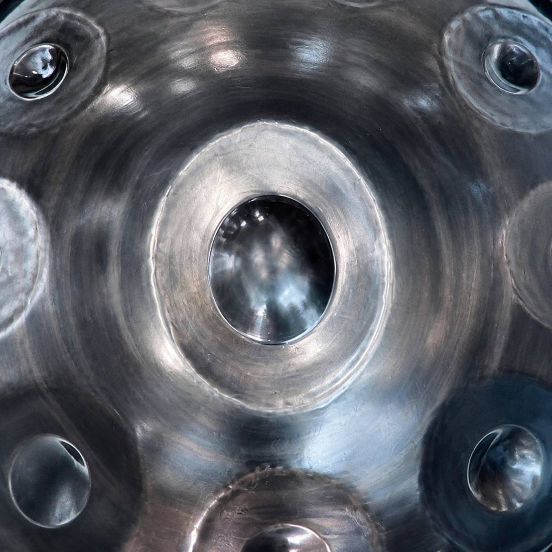 Handpan Black Knight D Minor 10 Notes - Kurd or Celtic