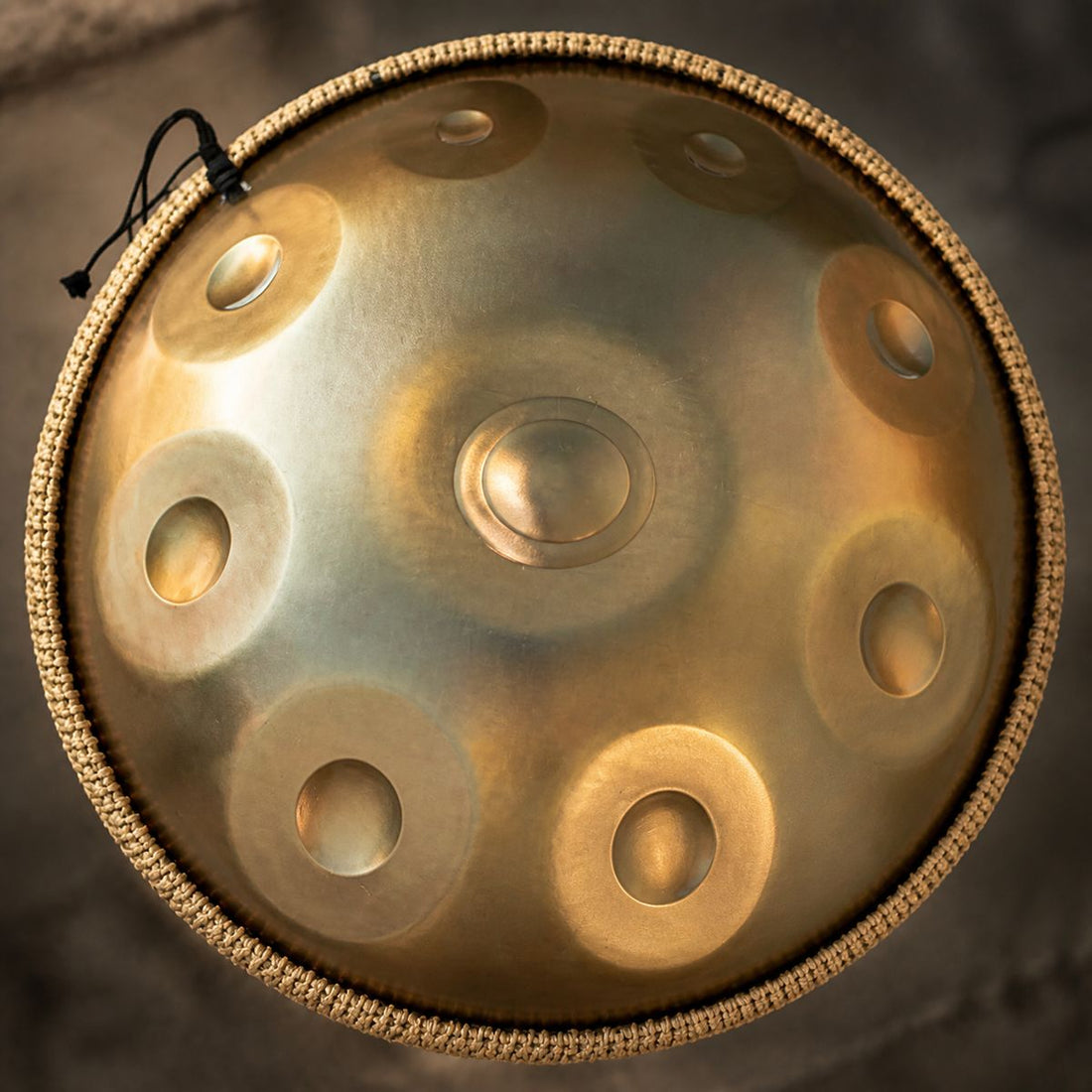 Handpan Kurd D Minor 17 Notes - Double Sided, Gong Scale