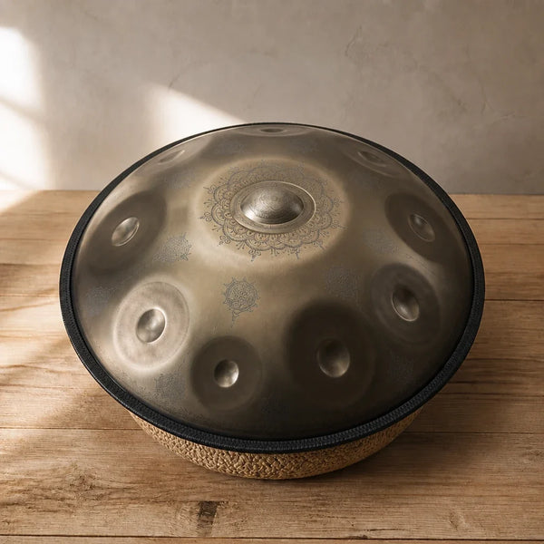 Handpan Celtic D Minor 9-12 Notes - Engraved, Gold or Silver